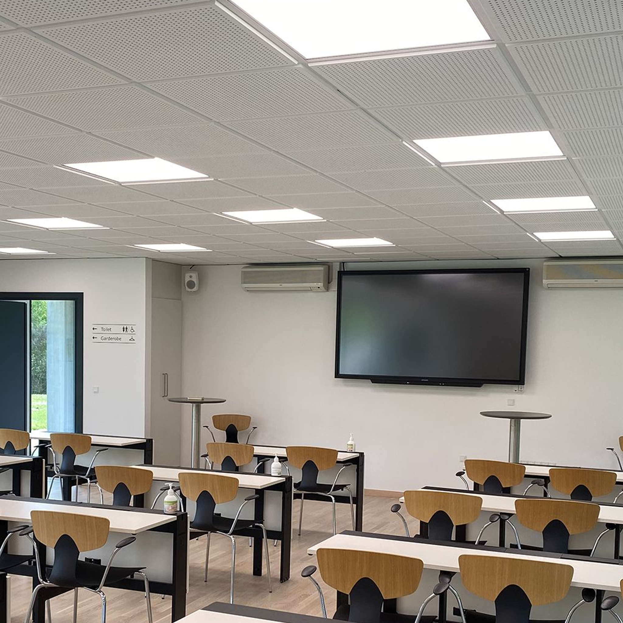 Human-centric-classroom-and-STEM-laboratory-anti-glare-lighting-fixtures